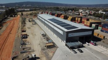 Railsider apuesta por la sostenibilidad con la instalación de placas fotovoltaicas en su terminal de Júndiz